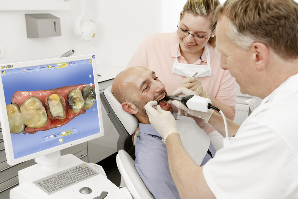 کاربرد دوربین داخل دهانی دندانپزشکی